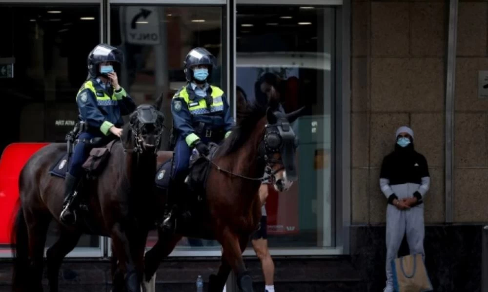 Αυστραλία: Ενισχύεται κι άλλο το lockdown με υπερεξουσίες στην αστυνομία και τσουχτερά πρόστιμα
